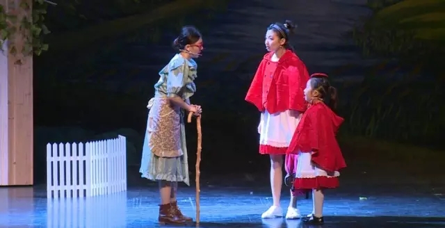 儿童剧《小红帽智逗狼外婆》上海站