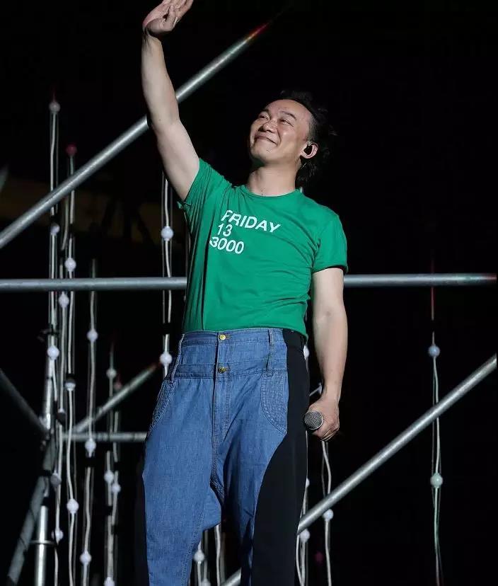 2023陈奕迅上海演唱会（时间+地点+场馆）