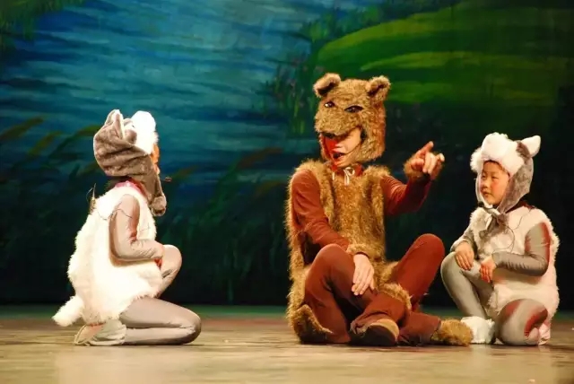 儿童剧《小红帽智逗狼外婆》上海站