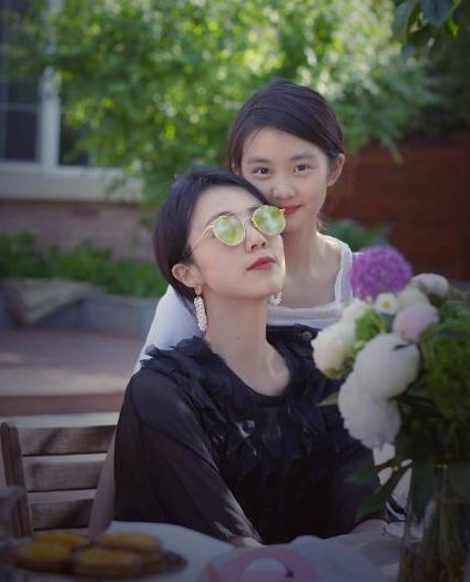 黄磊为老婆孙莉庆生 亲爱的莉姐,生日快乐!爱你