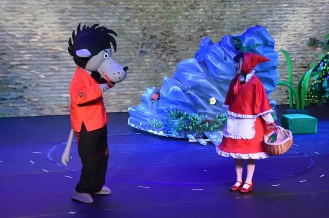 2020儿童剧《小红帽智逗狼外婆》上海站