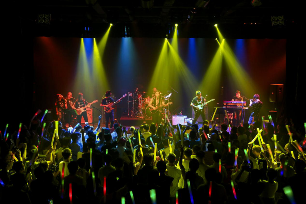 致敬beyond上海演唱会