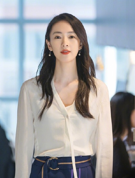 《三十而已》中被粉丝手撕的角色却被童瑶演火了，你怎么看？