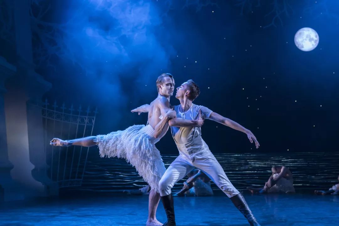 2020芭蕾舞剧《天鹅湖》重庆站演出详情一览（时间、地点、票价）