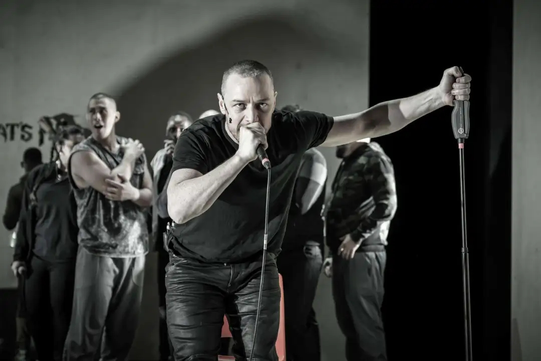 戏剧《大鼻子情圣》重庆站