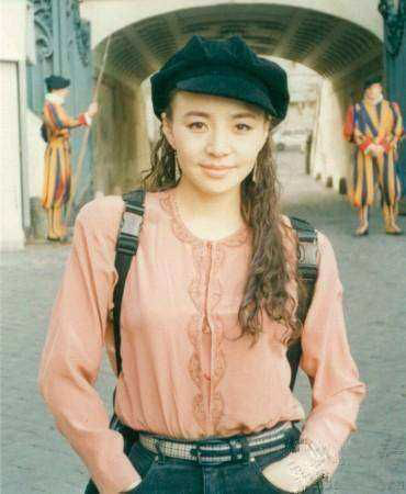 谁还没有年轻过？盘点那些惊艳过时光的明星