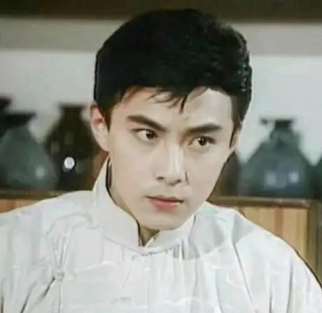 谁还没有年轻过？盘点那些惊艳过时光的明星