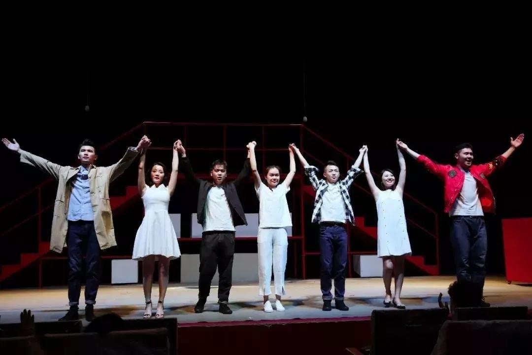 2020话剧《玩命爱一个姑娘》大连站