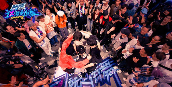 《这就是街舞3》开播，王一博收获一致好评！