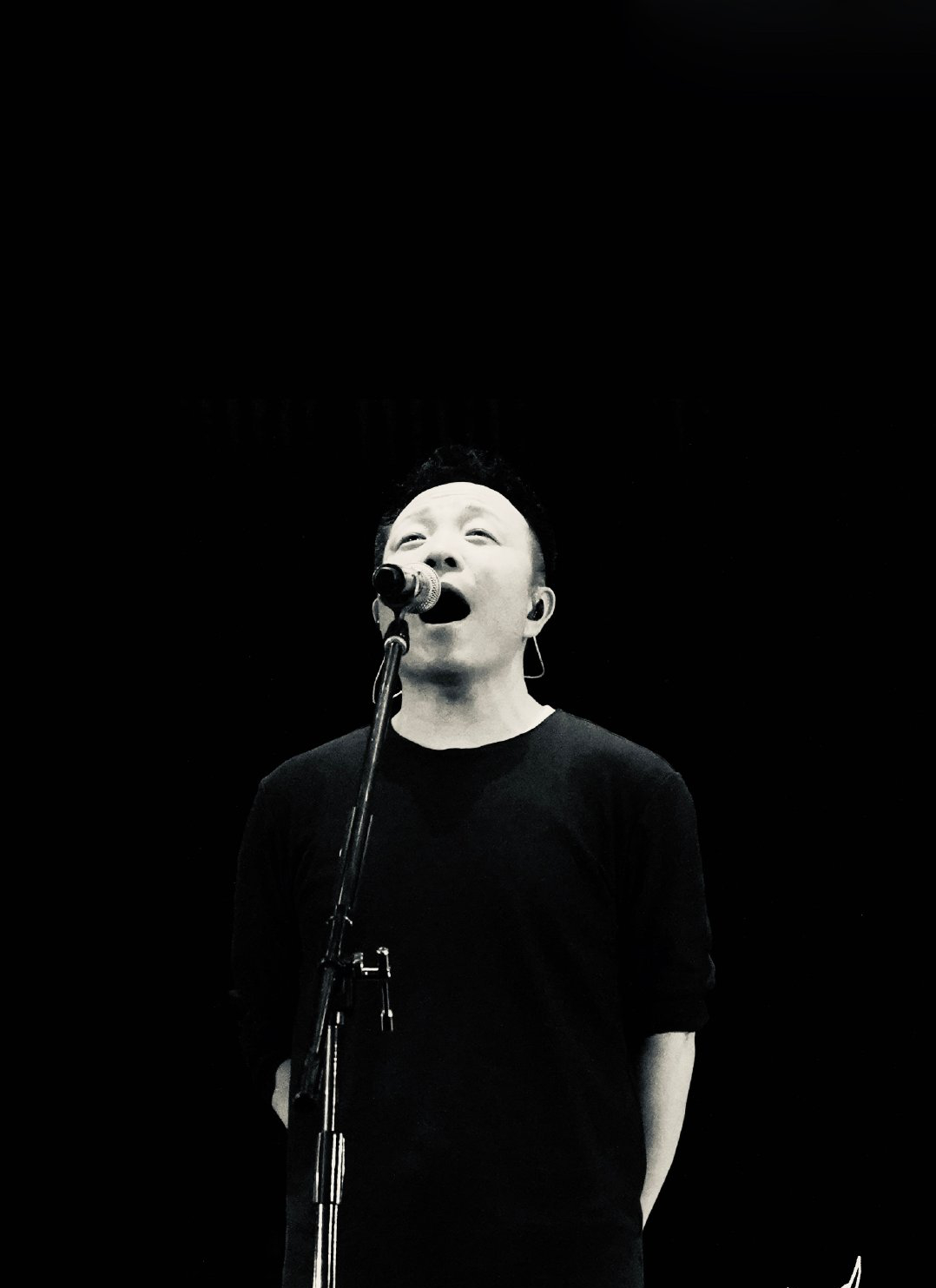 音乐之旅“无尽光芒”，2019许巍郑州演唱会回顾