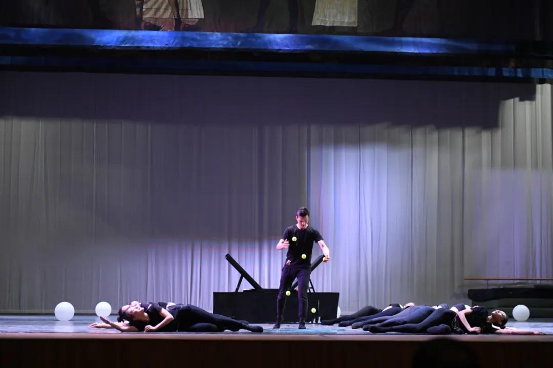 杂技剧《星光灿烂之如梦长安》西安站