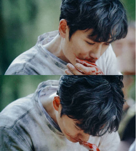 朱一龙剧中再次吐血，网友直呼太心疼！