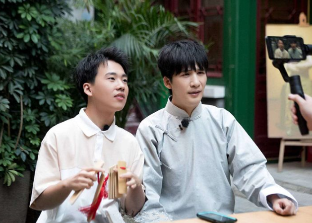 大张伟2020两首新歌获好评 均登亚洲新歌榜月榜TOP20