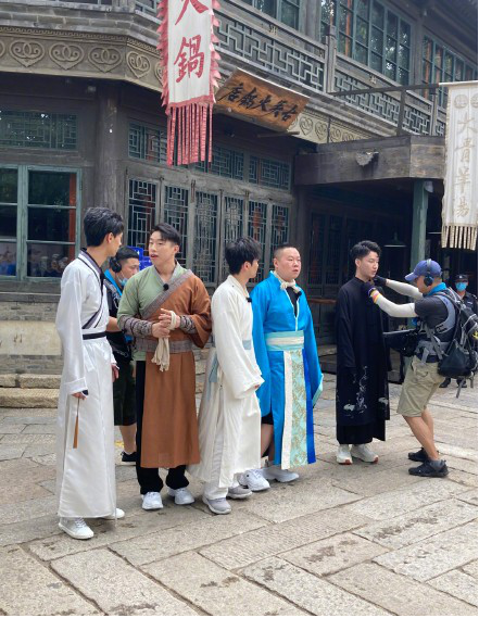 德云社团综北京录制,爆笑综艺即将来袭!