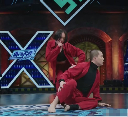 《这就是街舞》：舞蹈《囍 》故事性太强 感动黄渤