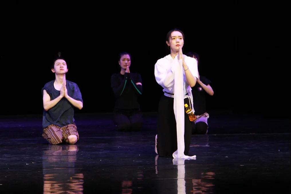 2020音乐剧《青城山下》成都站