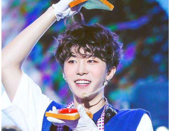 《青春环游记2》更新 范丞丞真心话曝理想型是倪妮