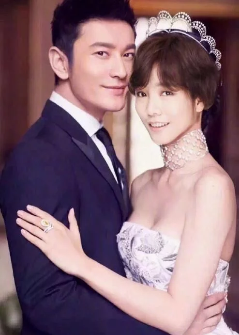 许飞道歉，p图晓明哥的婚纱照