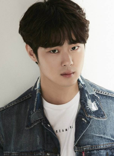 韩星赵炳奎金宝罗分手 原因竟是行程太忙