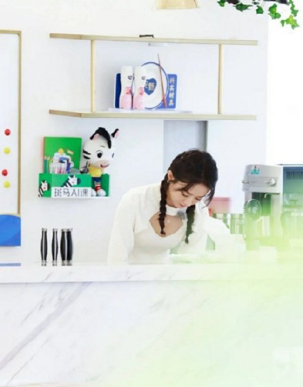 赵丽颖责任心，中餐厅第四季回归，第二天正式营业却迟迟没有定下菜单！