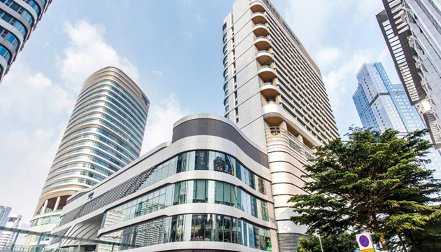 深圳来福士广场L1层 优衣库通道