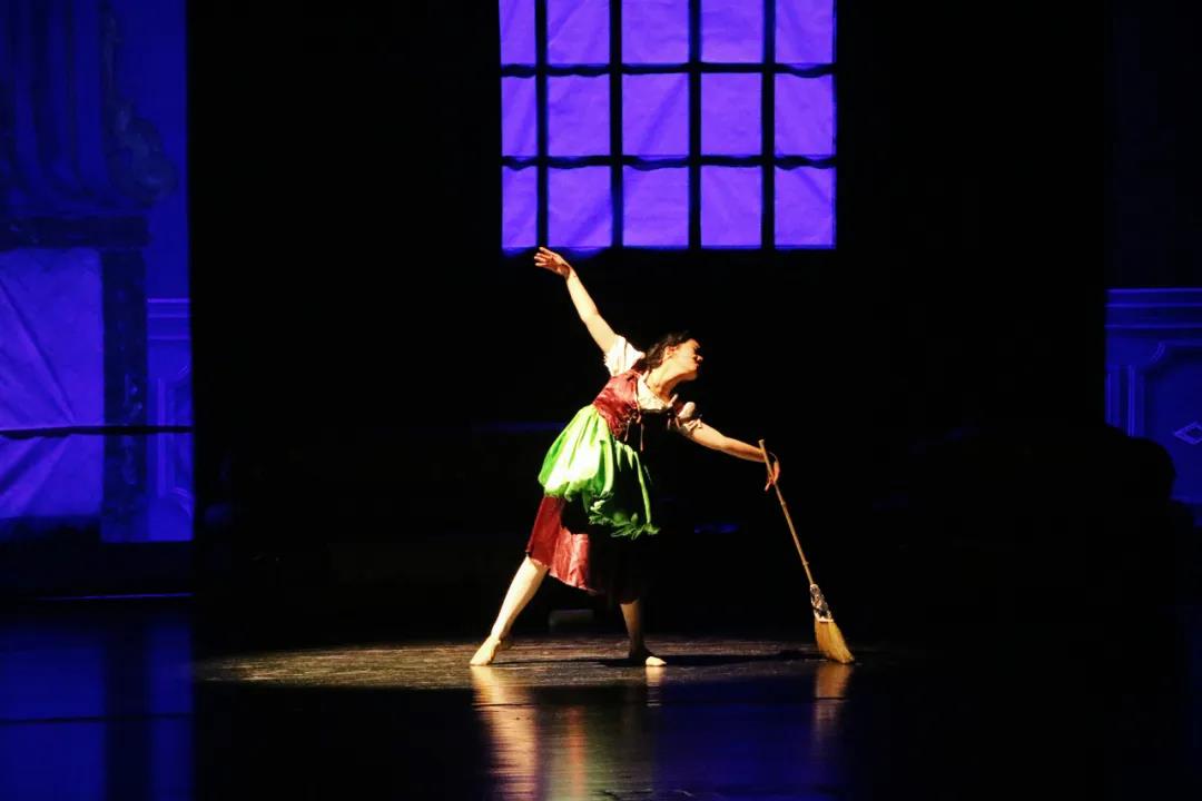 2020儿童剧《灰姑娘之女巫的秘密》南京站