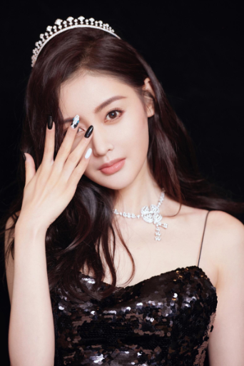 张天爱霸气侧漏 喊话跟拍者 素材够劲爆吗？