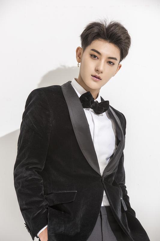 黄子韬又有一档新综艺官宣了，快来看看是什么？