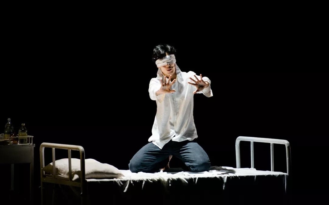 2020话剧《琥珀》南京站具体演出详情(时间、地点、票价)