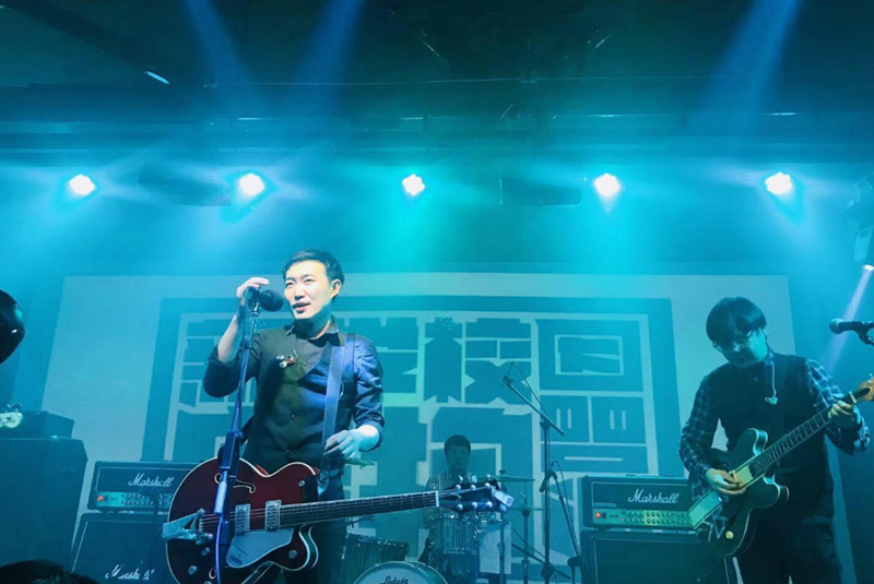 2020新学校废物合唱团长春演唱会