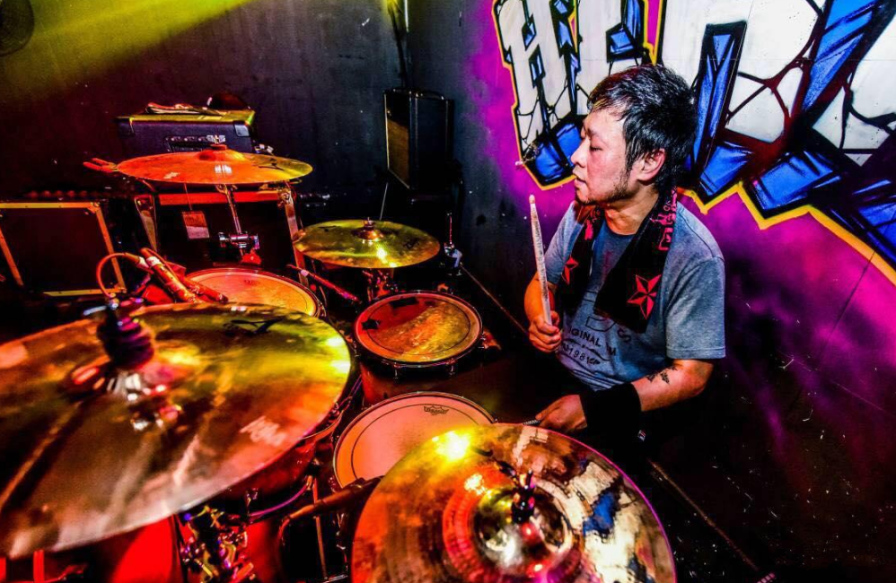 2020新学校废物合唱团长春演唱会