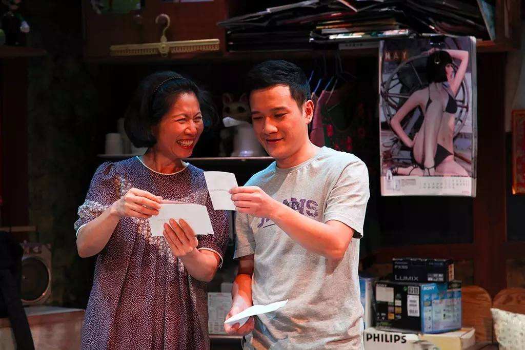 话剧《最后晚餐》武汉站