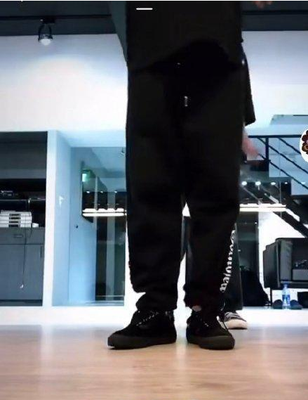 罗志祥晒练舞视频随后秒删 疑为复出试水