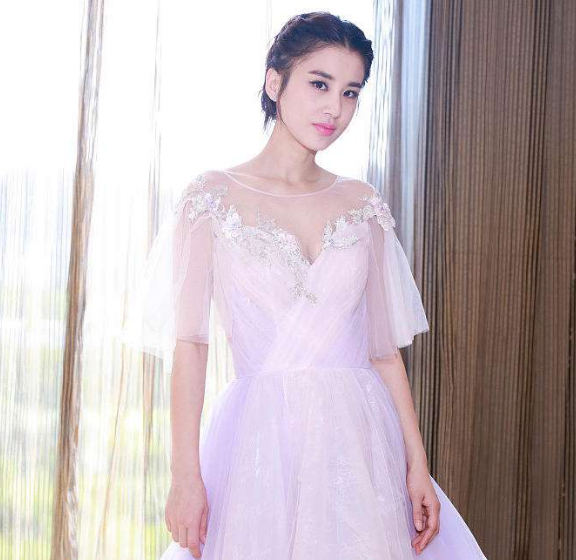 《脱口秀大会》黄圣依回应争议:想哭又不敢哭