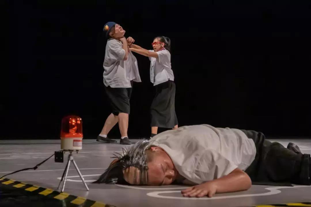 2020话剧《三人行不行》唐山站