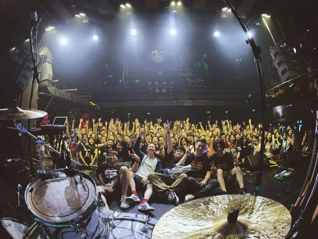 夏日入侵企画青岛演唱会