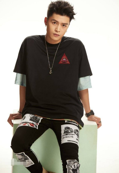 快乐男声宁桓宇官宣当爸!吃瓜第一线华晨宇送尿布两箱