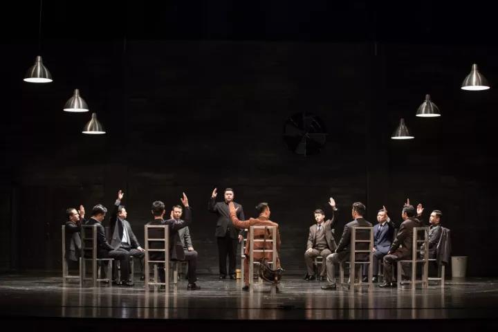 话剧《12个人》重庆站