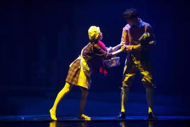 儿童剧《卖火柴的小女孩》郑州站