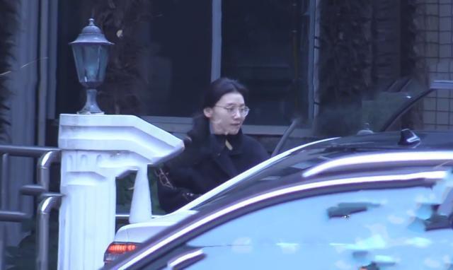 音乐剧演员郑云龙恋情疑曝光 网友曝出女方身份