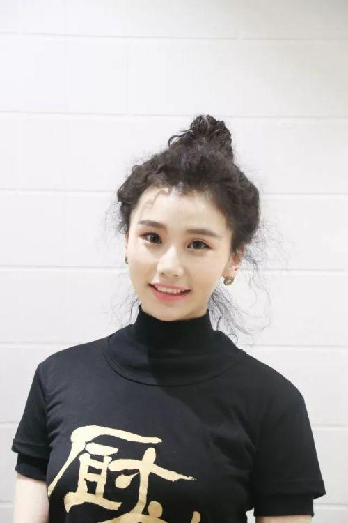 音乐剧演员郑云龙恋情疑曝光 网友曝出女方身份