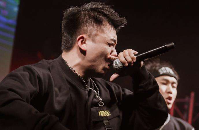 杨和苏昆明演唱会