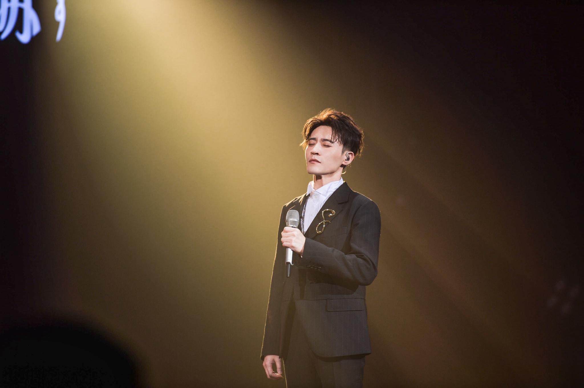 2020郑棋元徐均朔上海群星演唱会