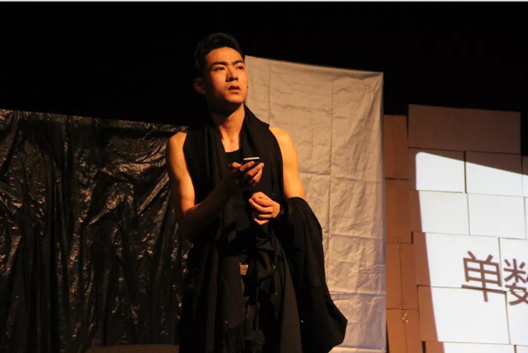 2022喜剧《我只是比较容易放弃》深圳站演出详情（时间、地点、票价）