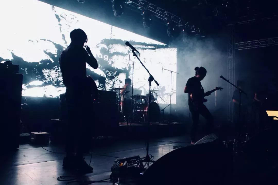 2020贰伍吸烟所杭州演唱会演出详情（时间、地点、票价）