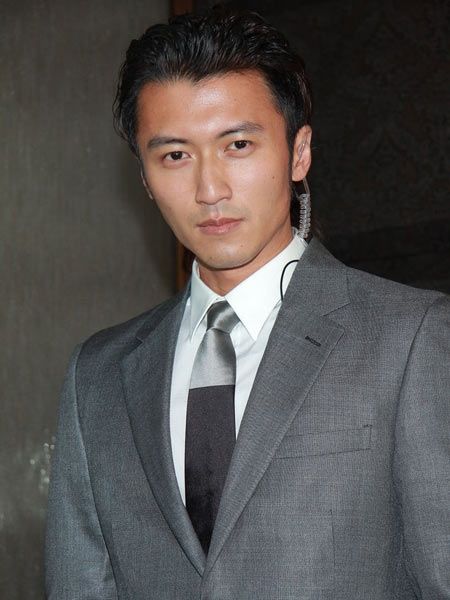 谢霆锋谈年轻艺人排场大 王俊凯、易烊千玺无故躺枪!