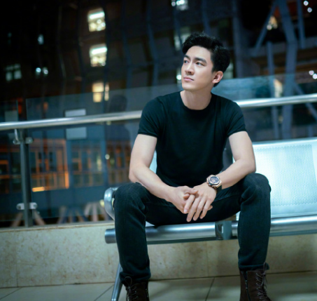 章子怡、林更新发文声援倪妮斥代拍者：迟早要出大事！