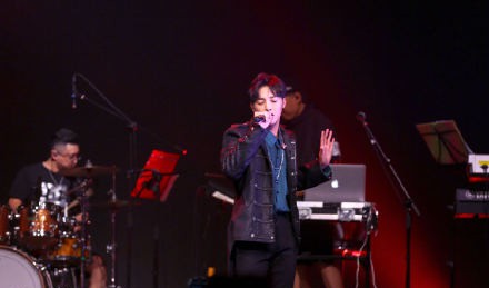 创作歌手、男团队长齐助阵《明日之子乐团季》