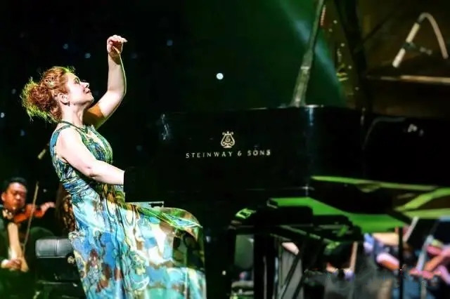 2020奥莉卡萨玛苏耶娃天津音乐会