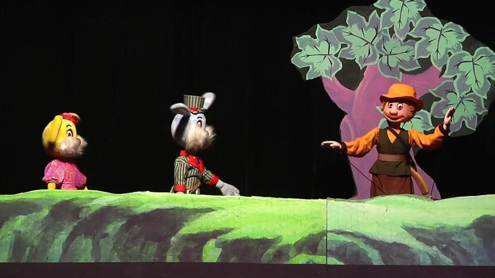 2020木偶戏《新编小红帽》哈尔滨站